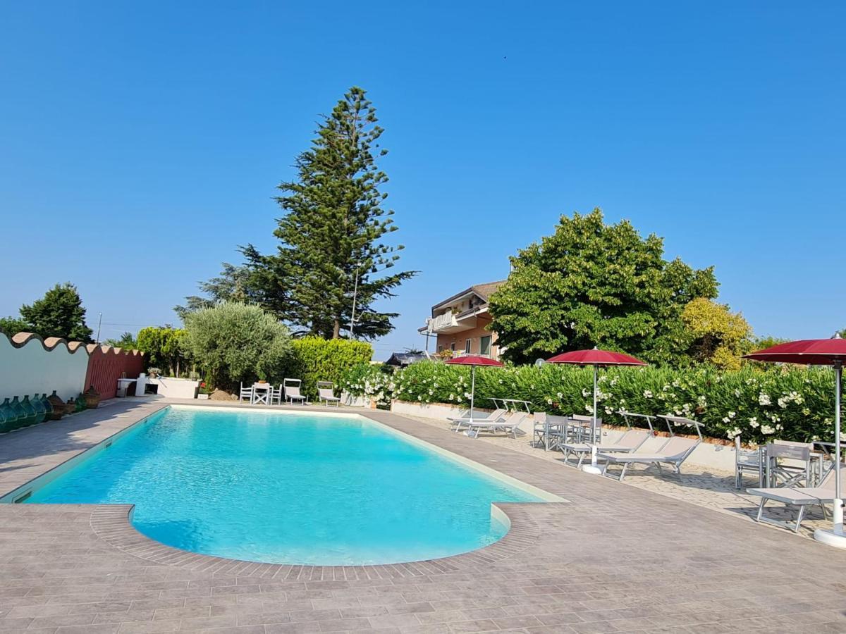 Гостевой дом Le Bisceglie Albanella Экстерьер фото